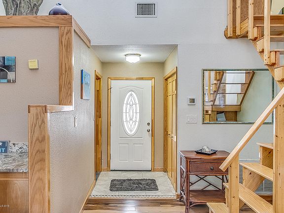 4th image of 321 Bellis Ct SE