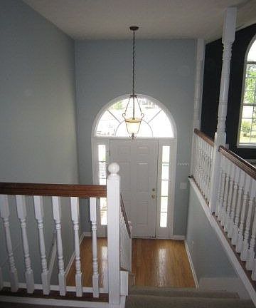 3rd image of 128 Brentwood Blvd