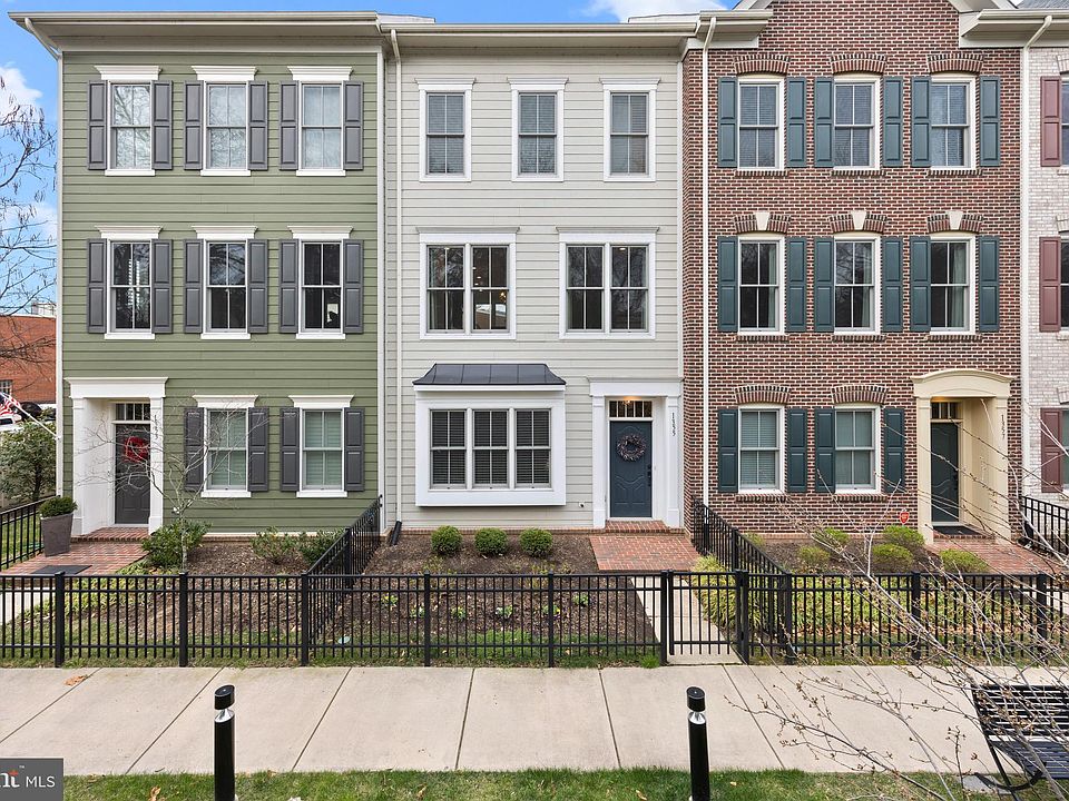 1st image of 1355 Powhatan St