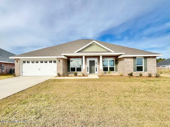 6206 Diamond Ln, Biloxi, MS 39532
