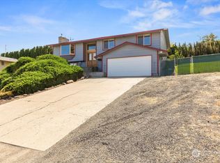 120 Echo Glenn Pl, Yakima, WA 98908