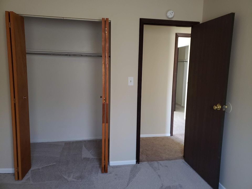 Upstairs bedroom 2 closet - new carpet