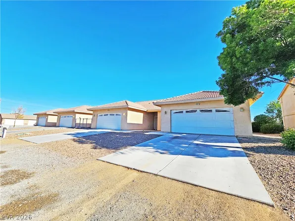 530 Bourbon St APT 4, Pahrump, NV 89048