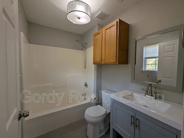 5579 Willis Rd — Photo 8