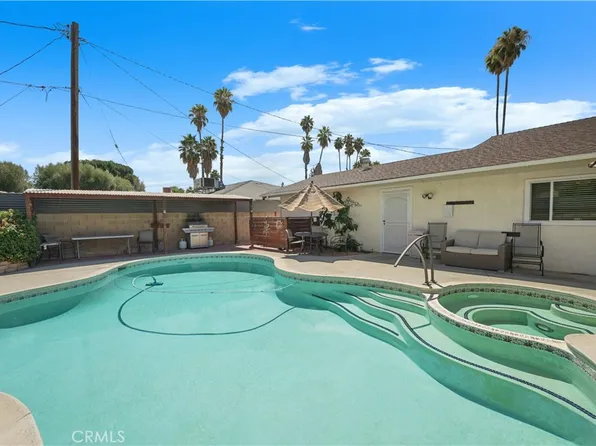 3260 Vista Way, Hemet, CA 92544