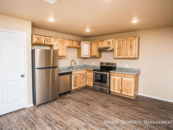 3rd image of 2510 N Avenue O