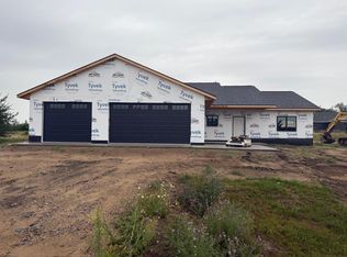 1320 Whiting Rd UNIT 38, Bemidji, MN 56601