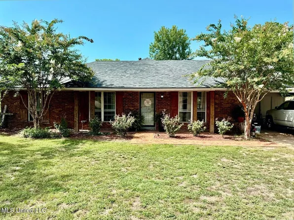 1506 Bellavista Rd, Cleveland, MS 38732