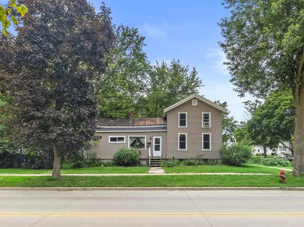 224 North Wisconsin STREET, Elkhorn, WI 53121