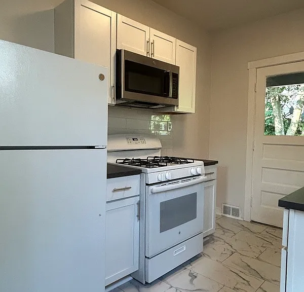 1525 Alton St #2 — Photo 4