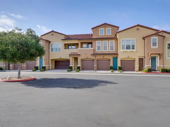 11165 Taloncrest Way Unit 45, San Diego, CA 92126
