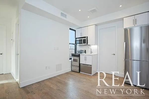 Rented by REAL New York | media 28