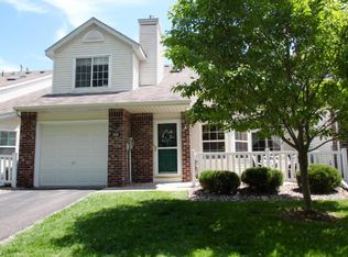 921 Knights Bridge Rd, New Brighton, MN 55112