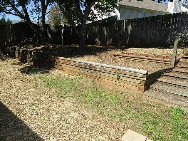 305 Brannans Ct — Photo 14