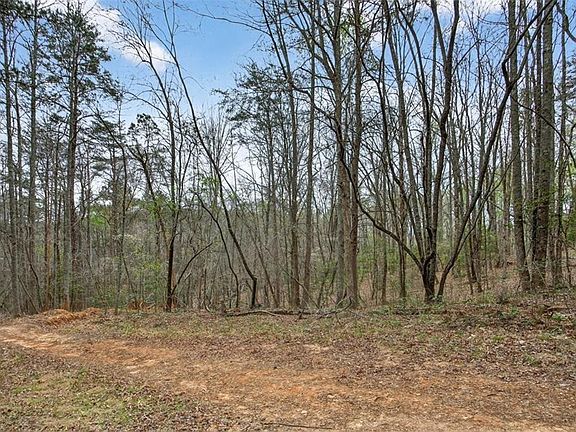2nd image of 1812 Upper Bethany Rd