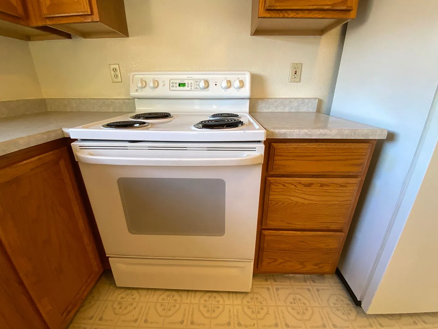 3/2/2 Home in Sunridge! — Photo 4