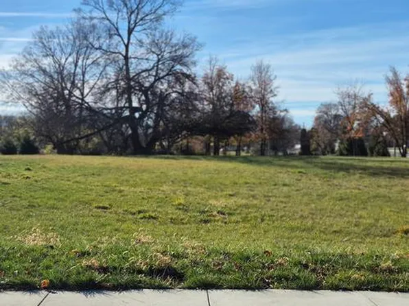 E Baltimore St, Carlisle, PA 17013