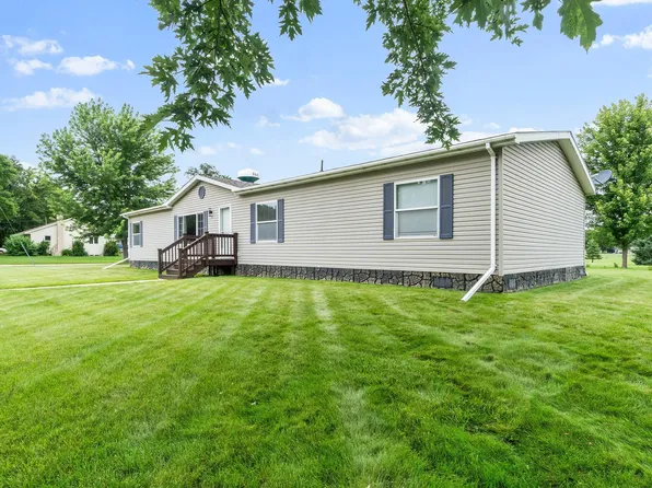 404 Carolina Ave, Hoffman, MN 56339