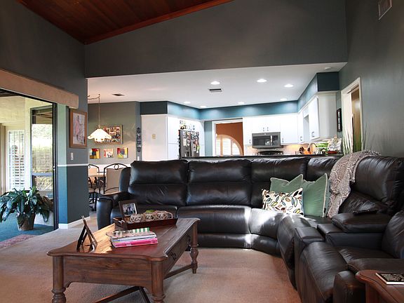 5th image of 3557 Hurlbut Cir