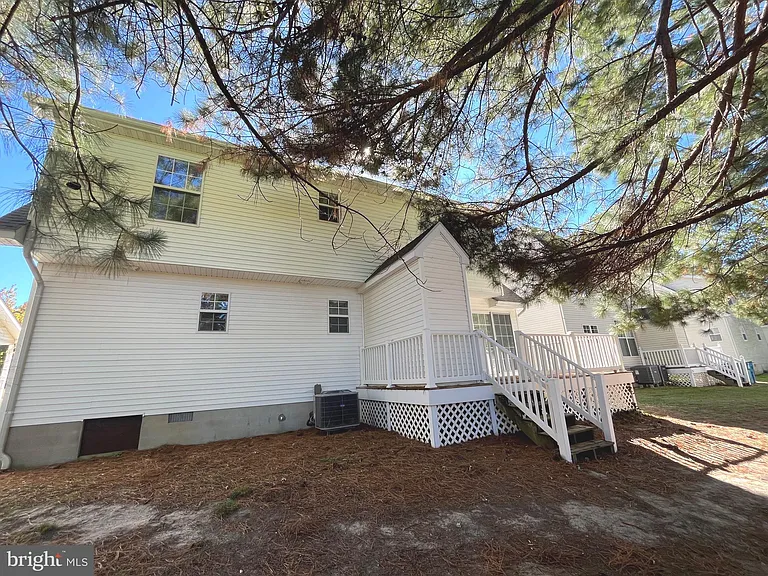 921 S Talbot St #C — Photo 25