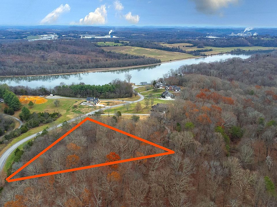 2nd image of 130 Vineyard Cove Dr #38
