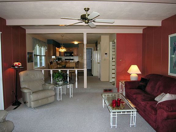 3rd image of 5211 Candlewood Dr