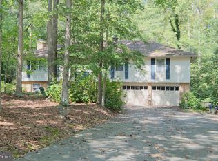 13442 Holly Spring Dr, Waldorf, MD 20601