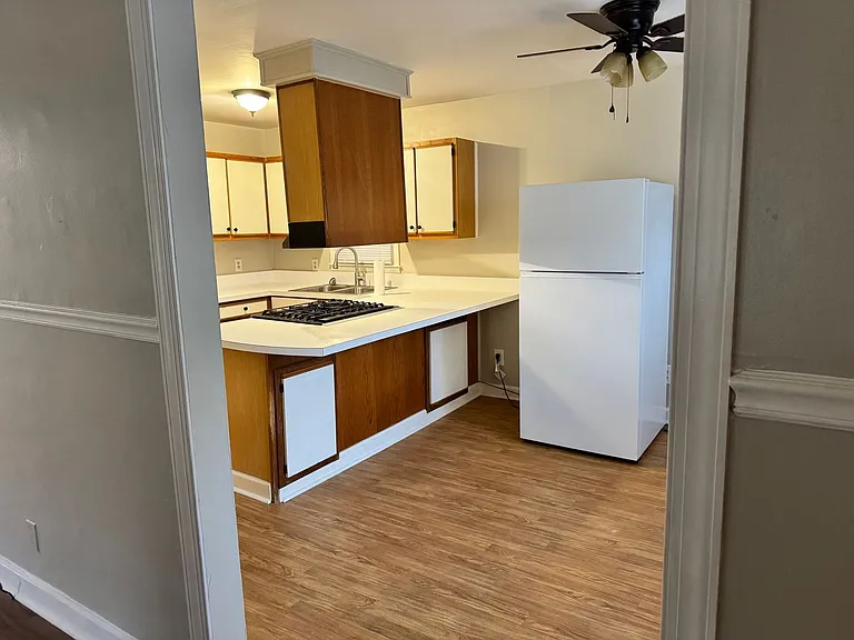 1561 Marble St — Photo 16