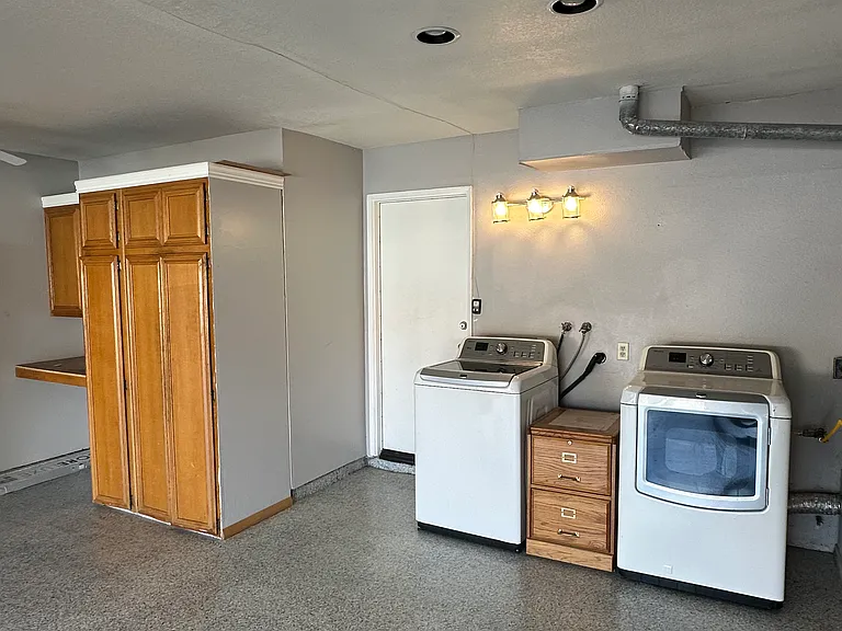 9081 Mandarin Ln — Photo 27