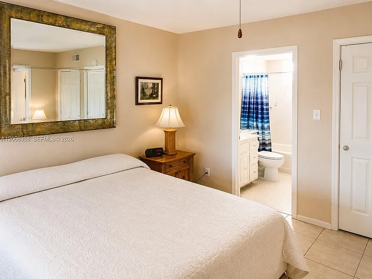 5181 W Oakland Park Blvd #312 — Photo 4