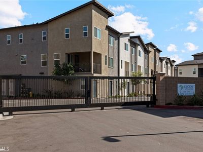 1112 Santo Antonio Dr, Colton, CA, 92324