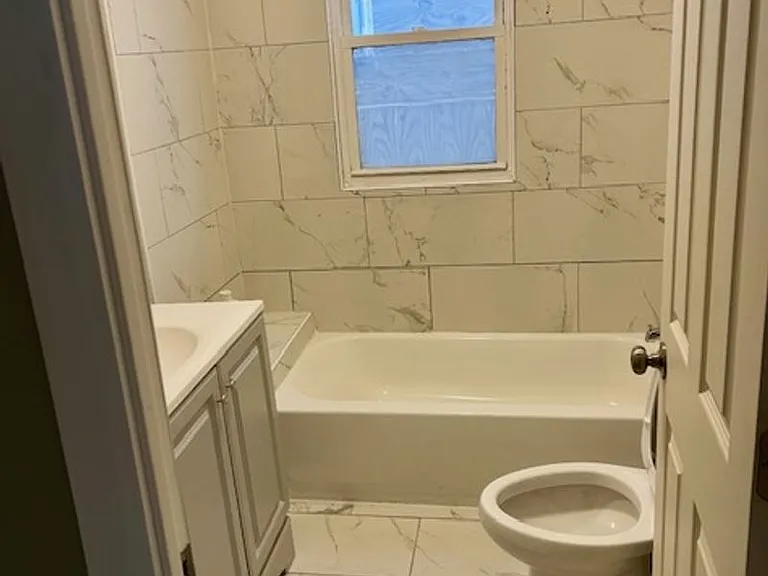 7202 S Marshfield Ave — Photo 39