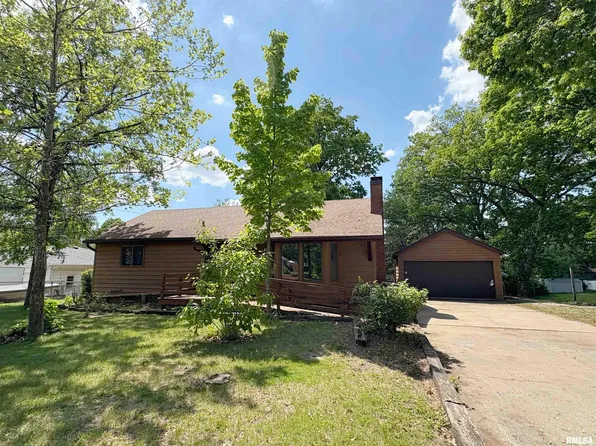 5335 N Sherwood Ave, Peoria, IL 61614