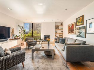 1033 Carol Dr APT 302, West Hollywood, CA 90069