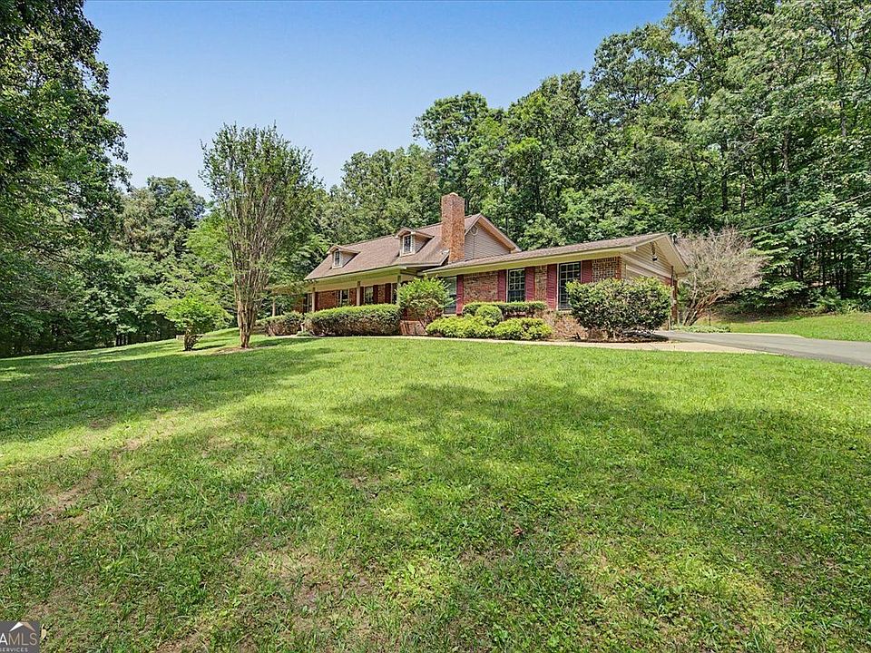 1st image of 403 S Sequoyah Cir NE