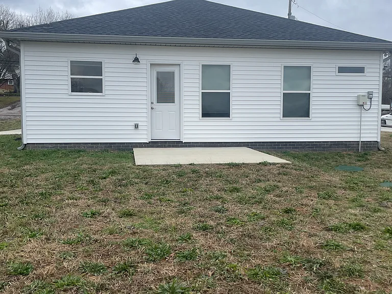 1679 Welcome Valley Rd — Photo 2