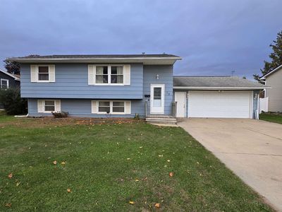 15 S Western Ave, New Hampton, IA, 50659