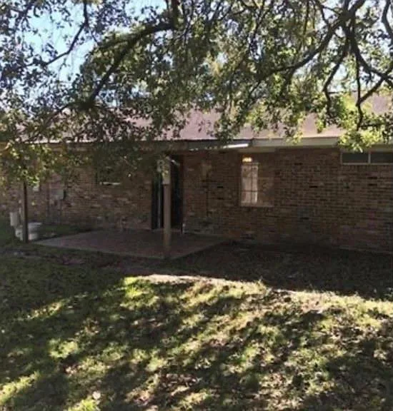 2110 Cherie Dr — Photo 12
