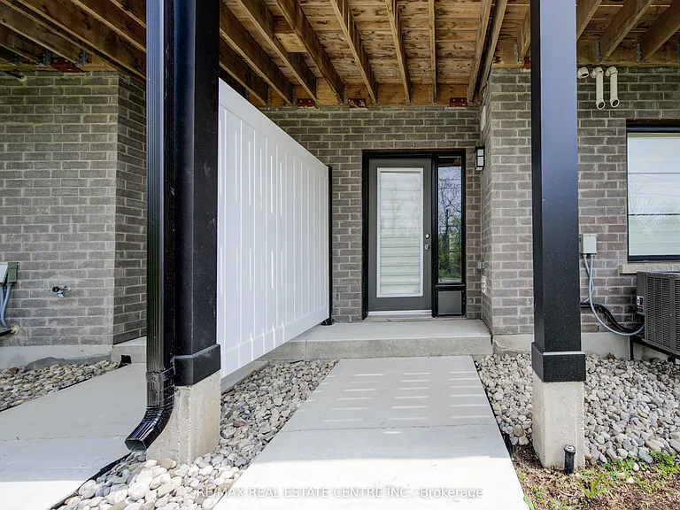 350 River Rd #7 — Photo 39