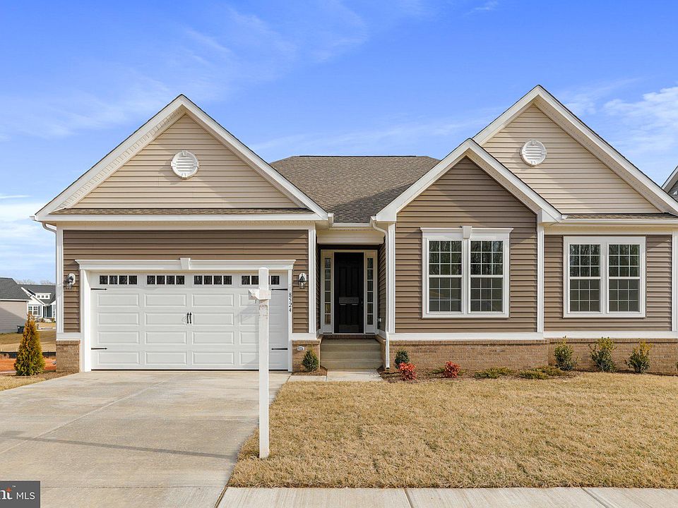 1st image of 8524 Fleetwood Dr