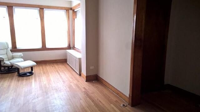 1st image of 2709 W Leland Ave #1