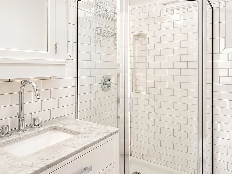315 W McGraw St #1 — Photo 11