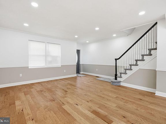 5th image of 7430 Rugby St