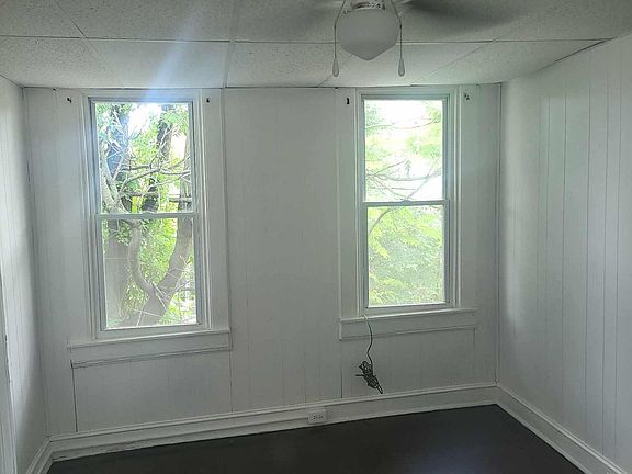 4th image of 2108 Cliftwood Ave