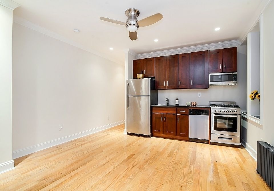1st image of 1159 President St APT 1D