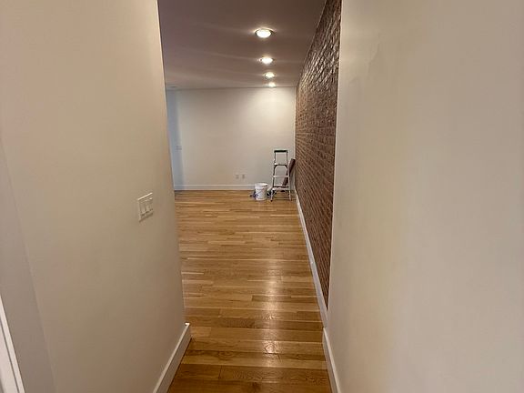 2nd image of 3230 Steuben Ave #5