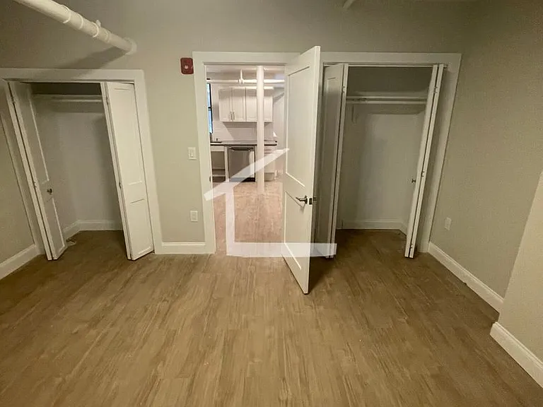 4 Ayr Rd #8 — Photo 5