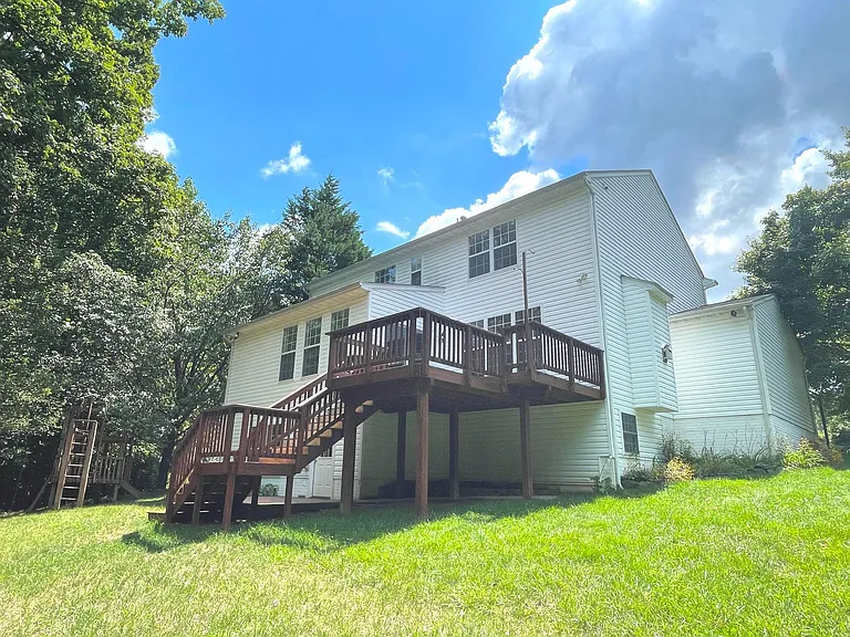 9 Scarlet Oak Cir — Photo 34