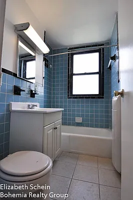 Rented by Bohemia Realty Group | media 19