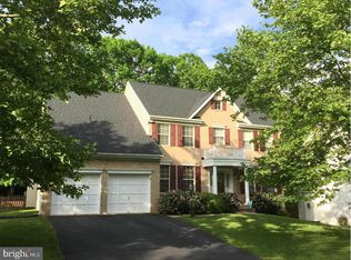 5970 Fincastle Dr, Manassas, VA 20112